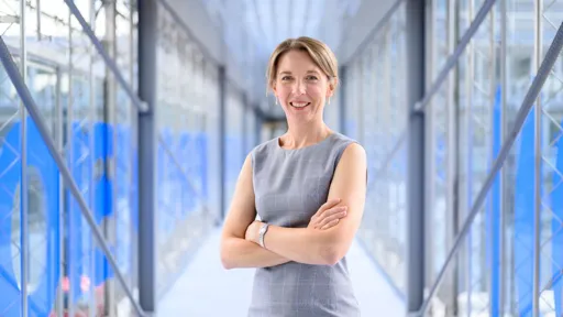 Portrait de Liz Corbin, directrice des actualités de l'UER